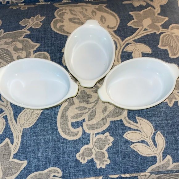 3 PYREX #700 casseroles - Picture 4 of 5